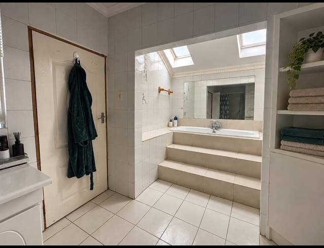 3 BEDROOM HOUSE FOR SALE IN SOPHIATOWN